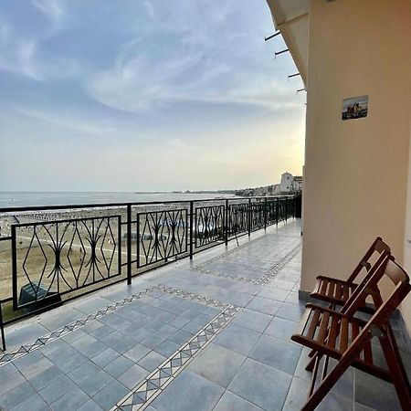 Newhouse Victoria - Sea View Apartment Nettuno Buitenkant foto