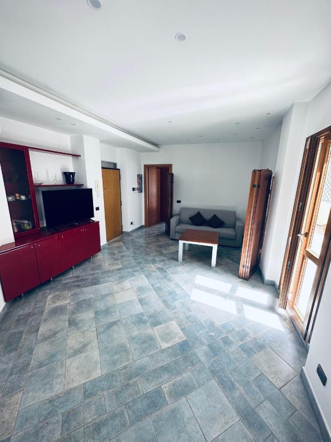Newhouse Victoria - Sea View Apartment Nettuno Buitenkant foto