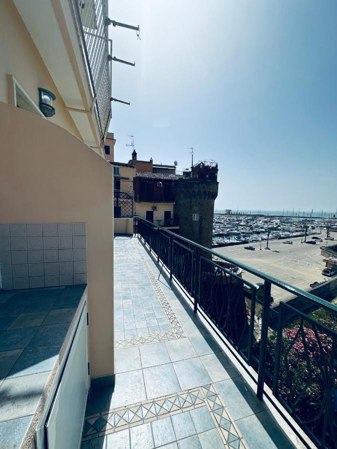 Newhouse Victoria - Sea View Apartment Nettuno Buitenkant foto