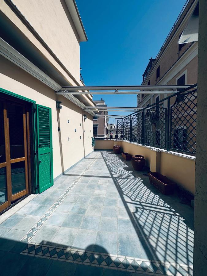 Newhouse Victoria - Sea View Apartment Nettuno Buitenkant foto