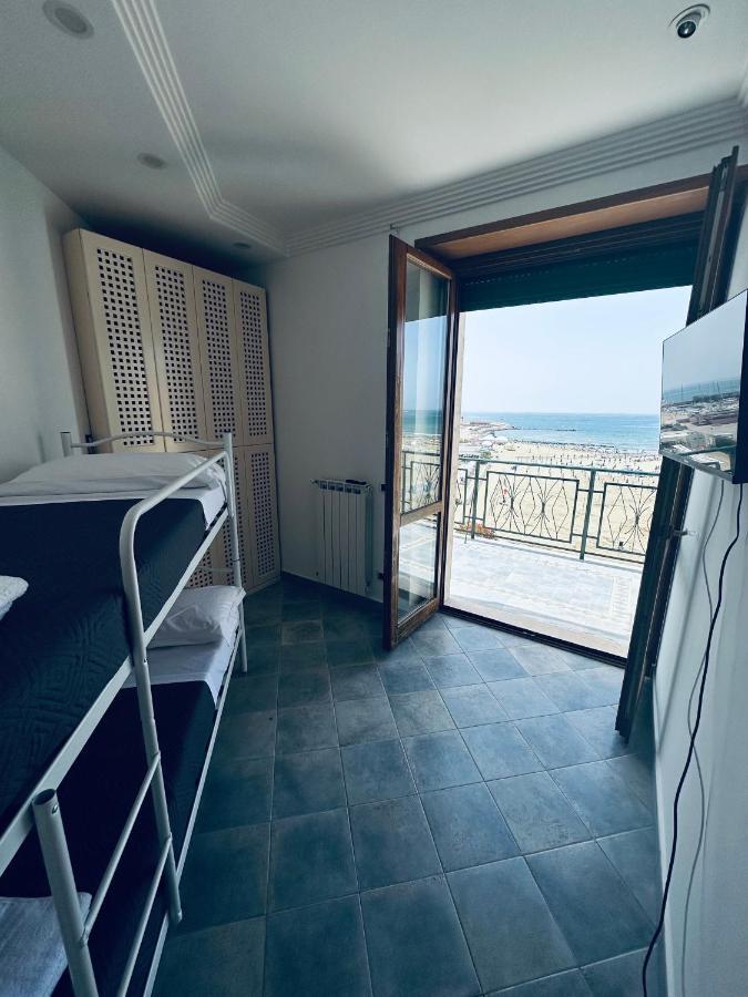 Newhouse Victoria - Sea View Apartment Nettuno Buitenkant foto